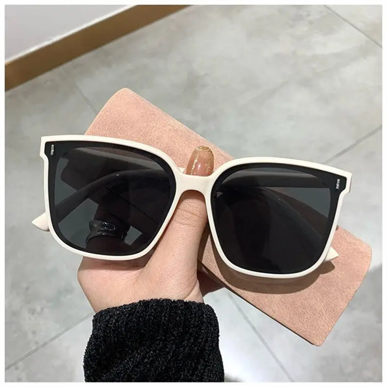 Square Sunglasses Women Designer Luxury Cat Eye Sun Glasses Female Classic Vintage Eyewear UV400 Outdoor Holiday Glasses